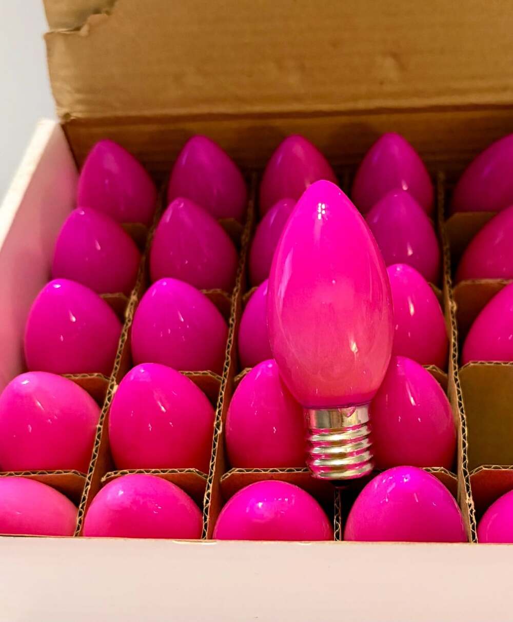 25 Pack of C9 Pink Ceramic/Opaque Replacement Christmas Light Bulbs